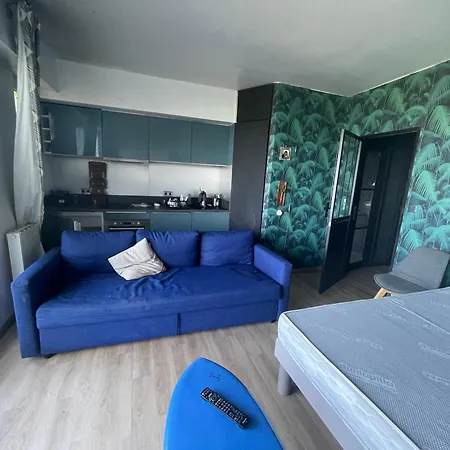 Sur 2 Plages , Piscine Et 3 Personnes ビアリッツ